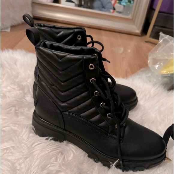 NEW - Picture 2 of 4